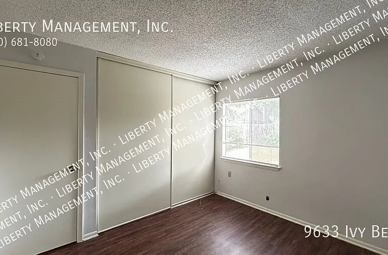 9633 Ivy Bnd — Photo 17
