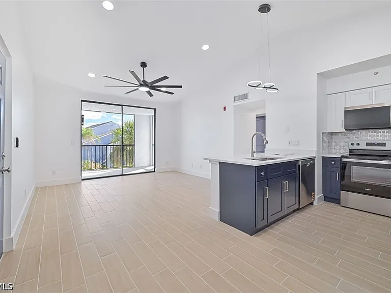 13521 Eagle Ridge Dr #136 — Photo 11