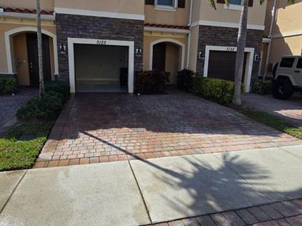 5122 Ashley River Rd