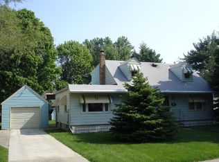 7022 North Ave, Middleton, WI 53562