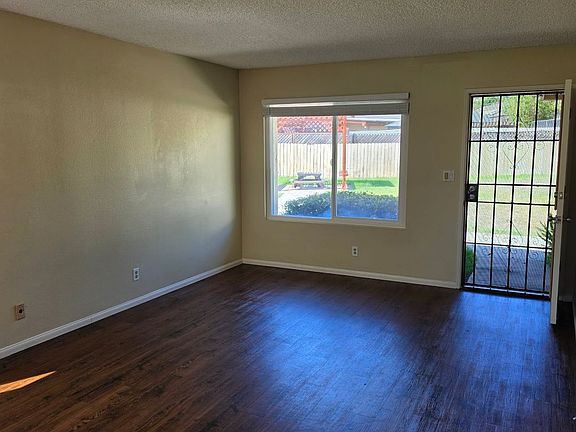 4th image of 1248 Bostonia St APT C