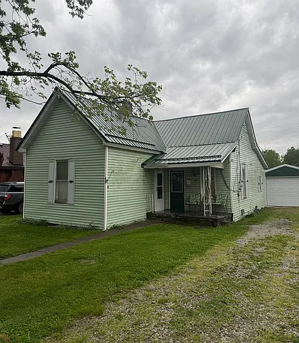 578 S Court St Photo 1