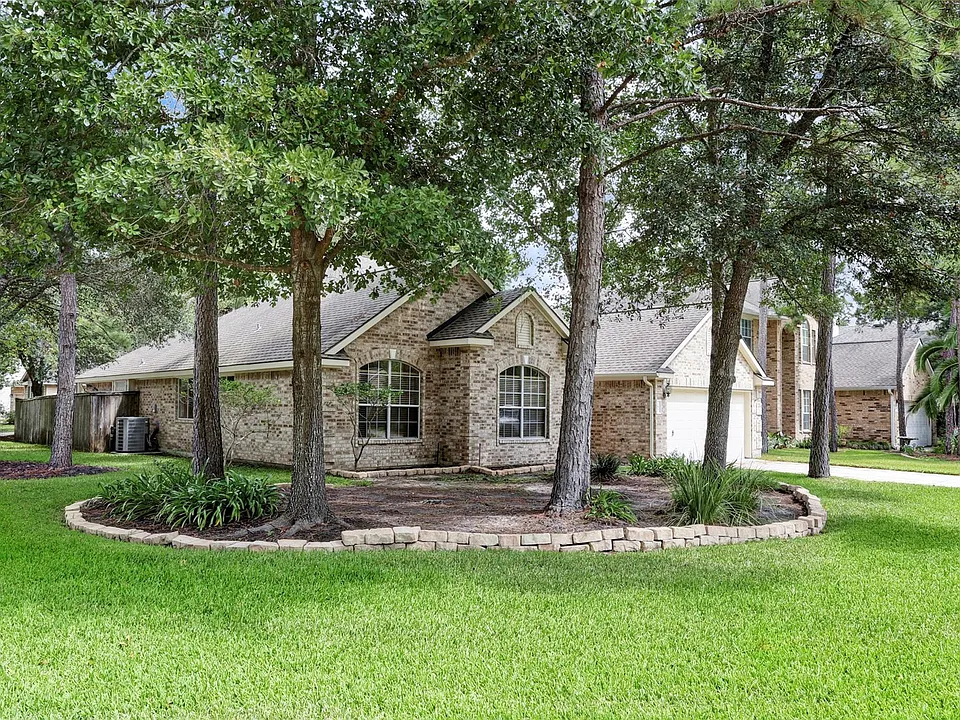 183 N Millport Cir