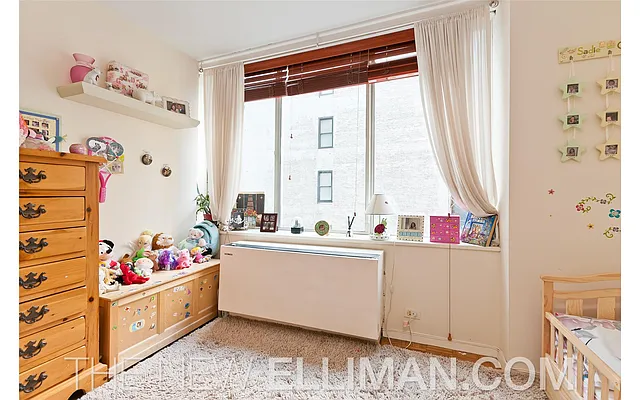 Sold by Douglas Elliman | media 11