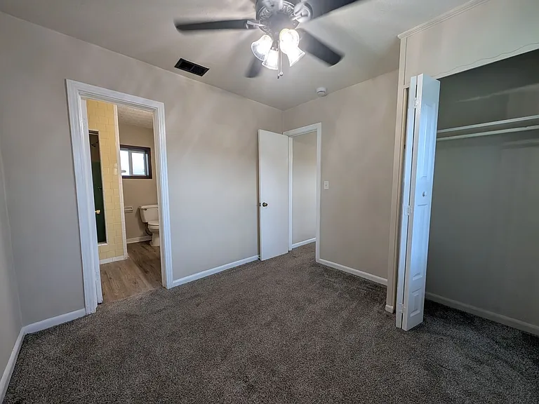 2117 Jammes Rd — Photo 8