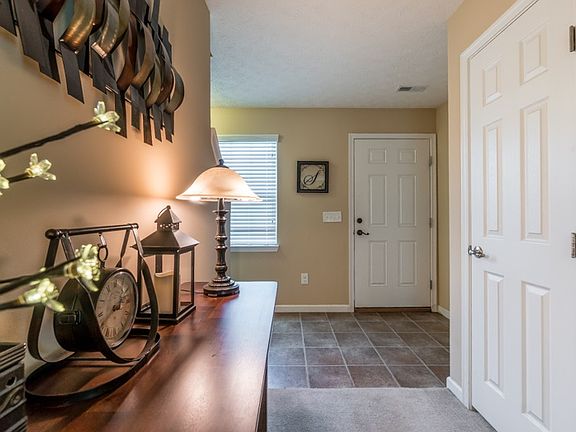 3rd image of 3607 Benton Ct