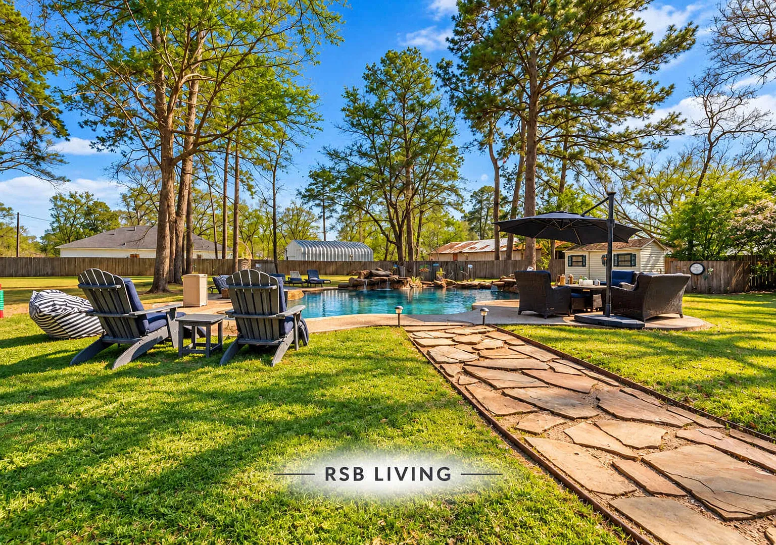 7BR Villa w/ Pool, Cinema & Guest House | Tomball — Photo 1