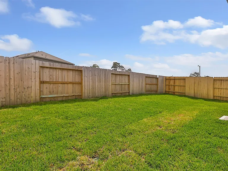 917 Capracotta Dr — Photo 31
