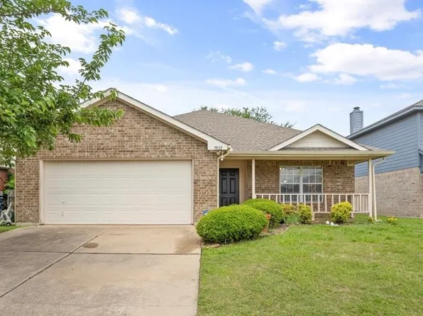 9832 Parkmere Dr, Fort Worth, TX 76108