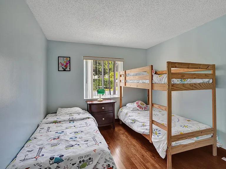 1245 S Flagler Ave — Photo 13