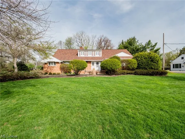 27899 Gates Mills Blvd, Pepper Pike, OH 44124