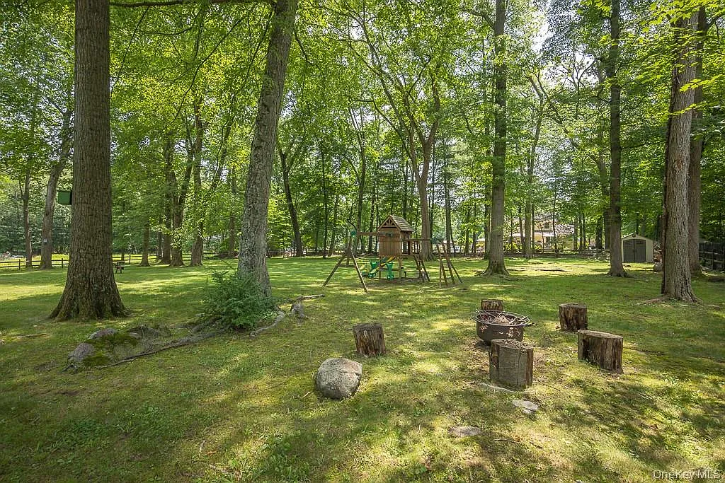 75 Van Houten Fields, West Nyack, NY 10994 — Photo 4