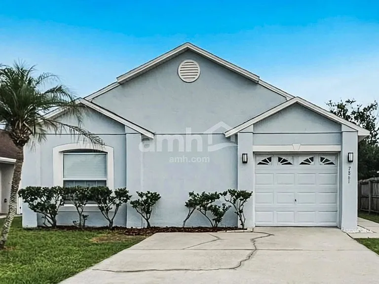 7861 Harbor Bend Cir — Photo 1
