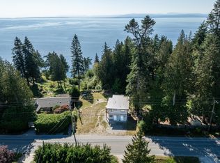 7835 Redrooffs Rd, Sunshine Coast, BC V7Z1B2