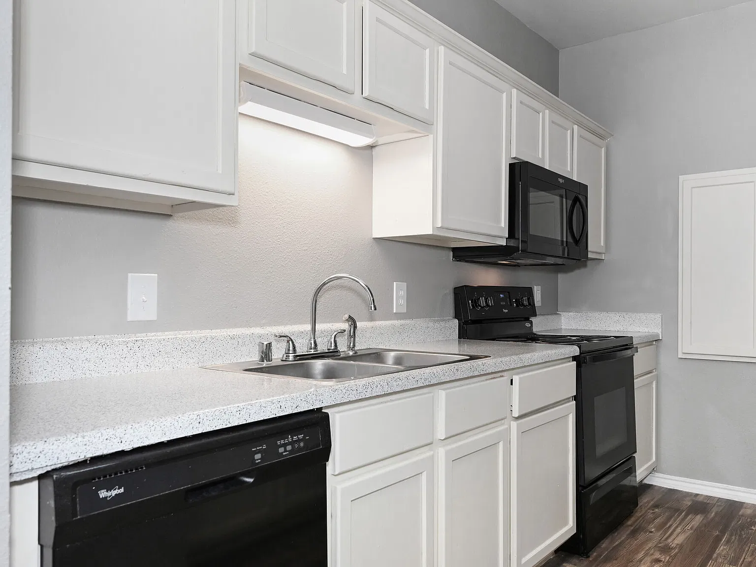 Meadow Parc — Photo 3