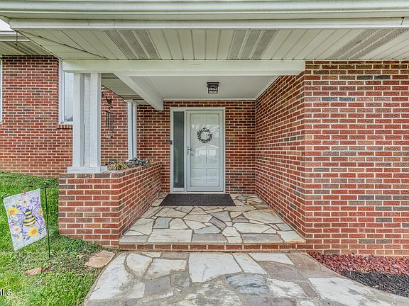 2nd image of 148 Unaka Subdivision Rd