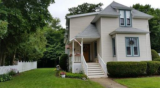 2nd image of 128 Woodland Ave