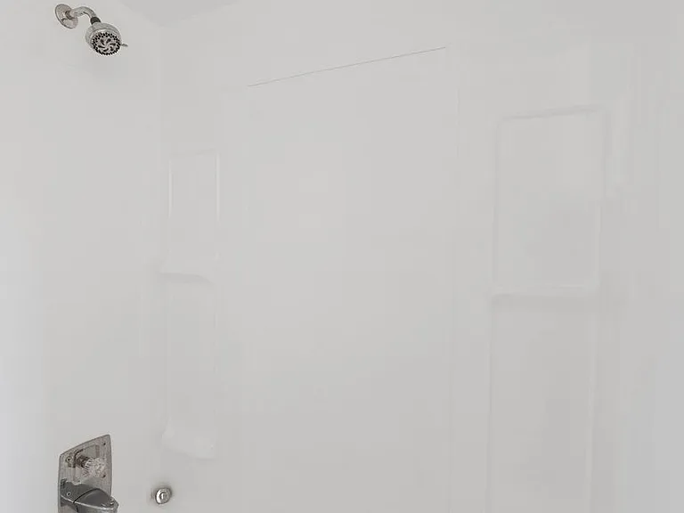 519 Kings Hwy — Photo 7