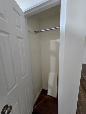Rented by Voro Purple LLC | media 11