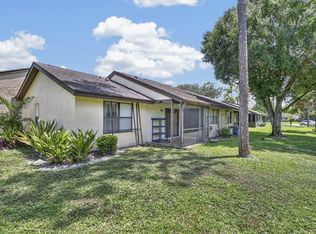 184 Mastic Tree Ct, Royal Palm Beach, FL 33411