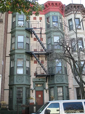 Rented by Brown Harris Stevens | media 38