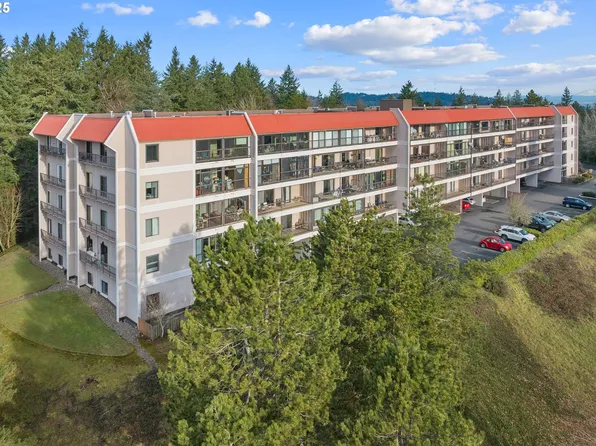 45 Eagle Crest Dr APT 119, Lake Oswego, OR 97035