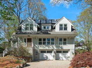 51 Avon Rd, Wellesley, MA 02482