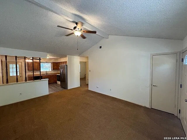 3 bed, 1.0 bath, 840 sqft, $1,295 — Photo 1