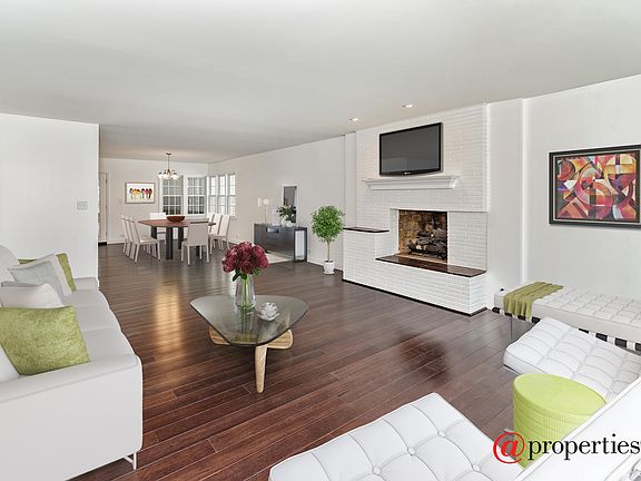 Living Room / Dining Room