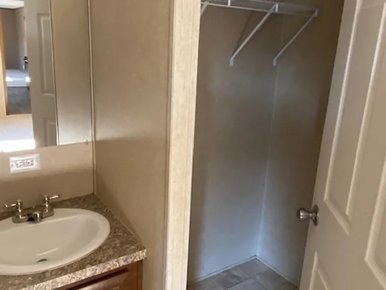 864 Alb Dr — Photo 9