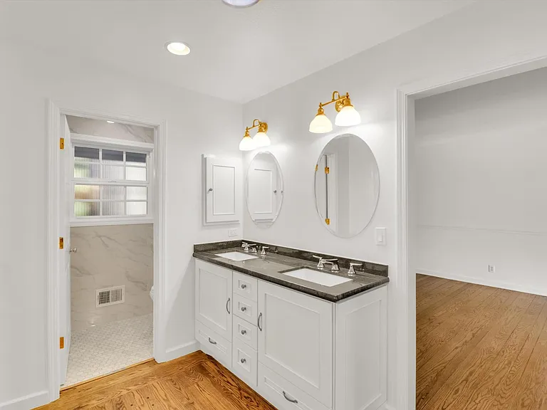 1064 Westridge Ave — Photo 22