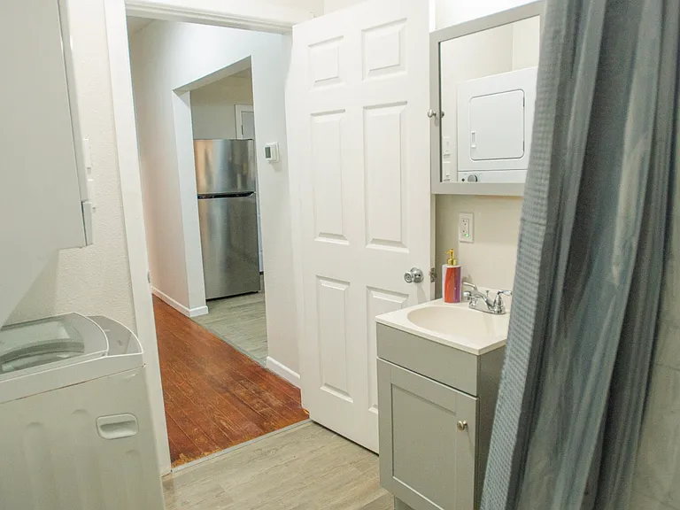 2802 Morales St — Photo 14