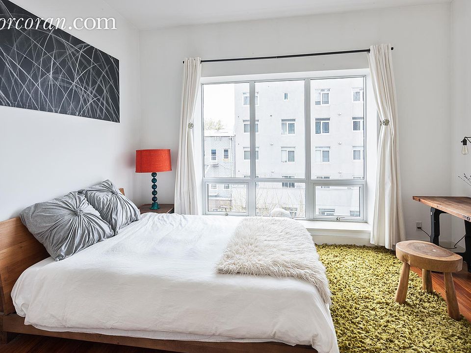 2nd image of 135 Jackson St APT 3A
