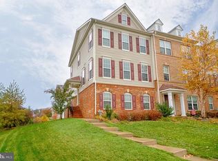 41601 Epping Green Sq, Aldie, VA 20105