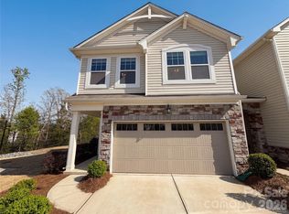 11122 Chalkbark Ln, Charlotte, NC