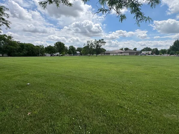 411 S Harrison St, Aberdeen, SD 57401