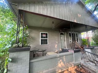 2708 S Weinbach Ave, Evansville, IN 47714
