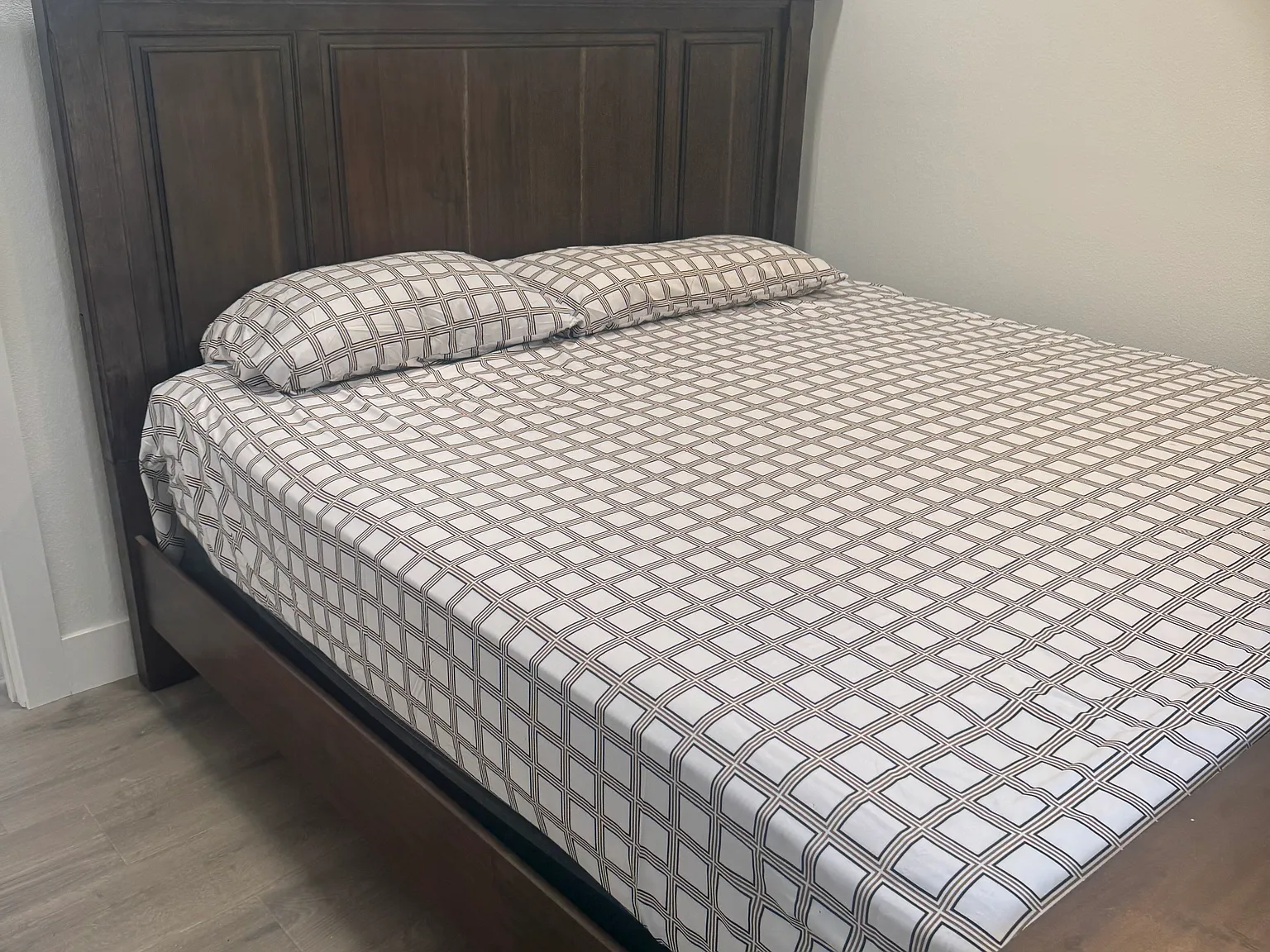 1 bed, 550 sqft, $2,300 — Photo 3
