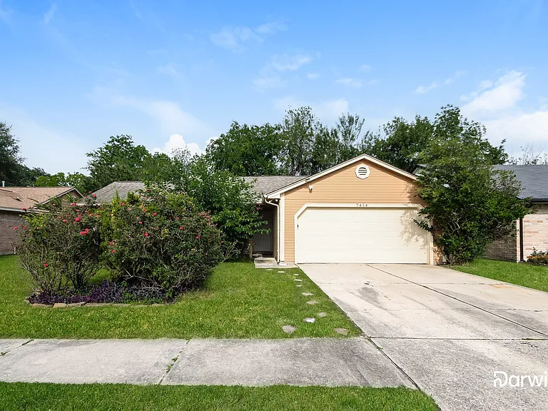 7414 Pebblemill Ln — Photo 1