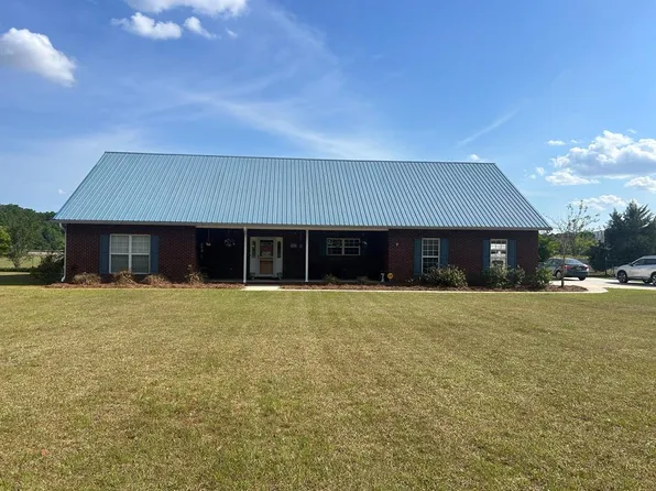 9751 S Rocky Creek Rd, Cottonwood, AL 36320