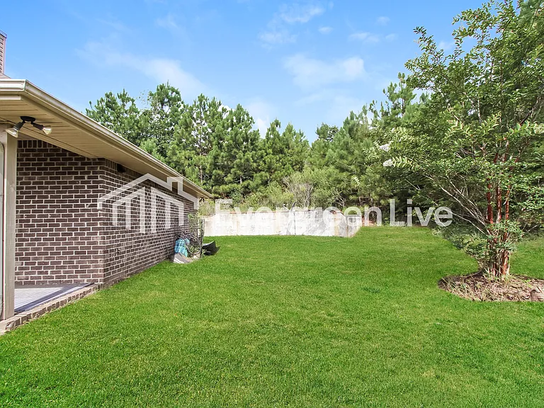6821 Oaklawn Ln — Photo 13