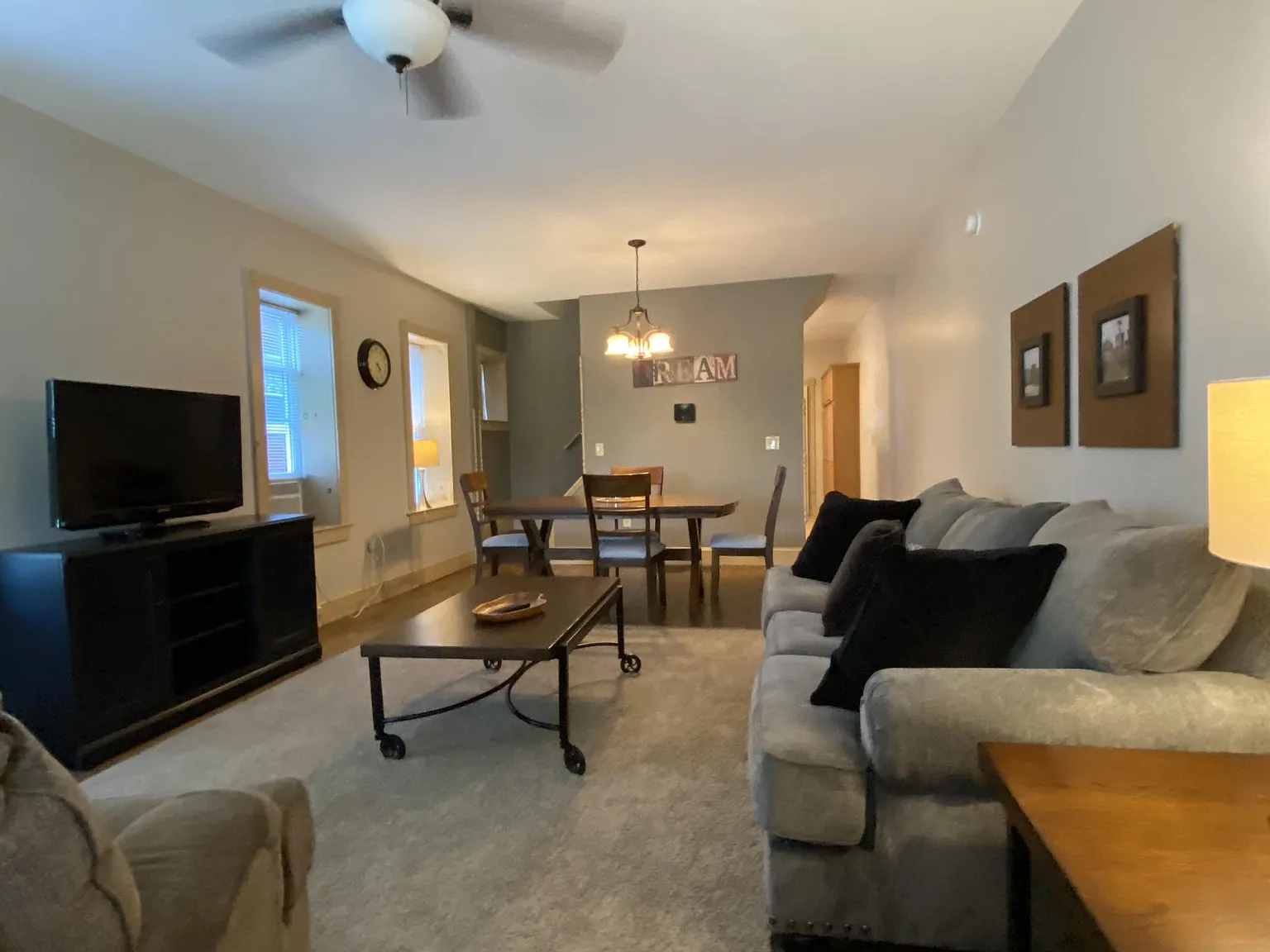 1140 Memorial Avenue - 1 — Photo 3