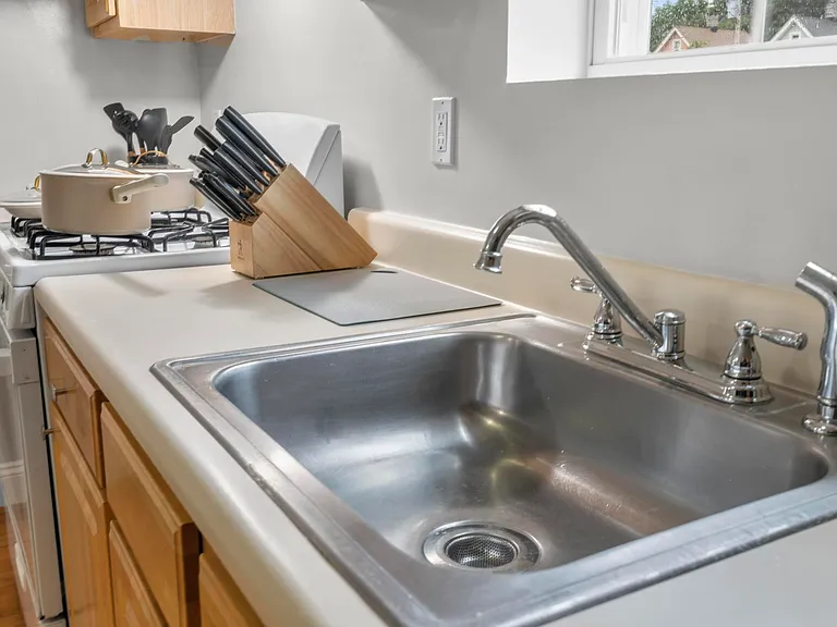 342 Front St #2 — Photo 61