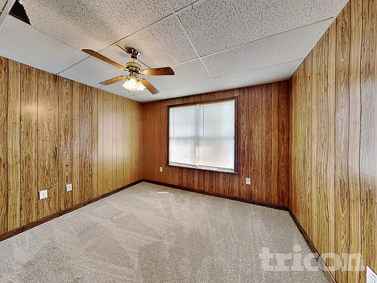 50 Tufts Cir — Photo 17