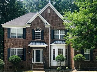 211 Laurel Glen Dr, Mooresville, NC 28115