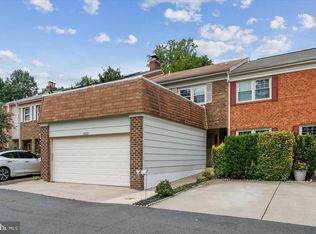 1005 Tapawingo Rd SW, Vienna, VA 22180