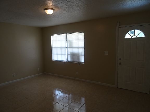 4th image of 1003 Turner Dr