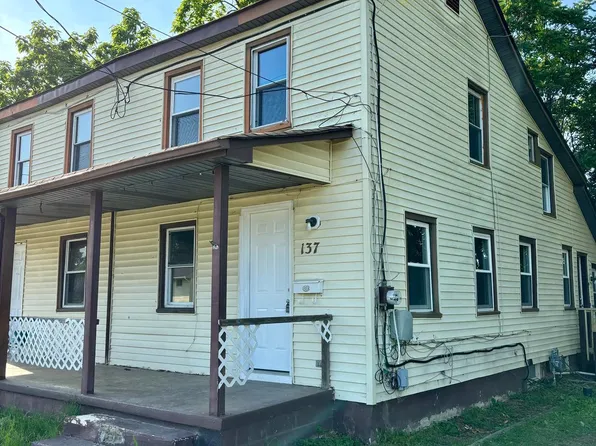 137 E High St #B, Clayton, NJ 08312