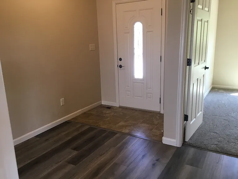 200 Secret Canyon Ct — Photo 3