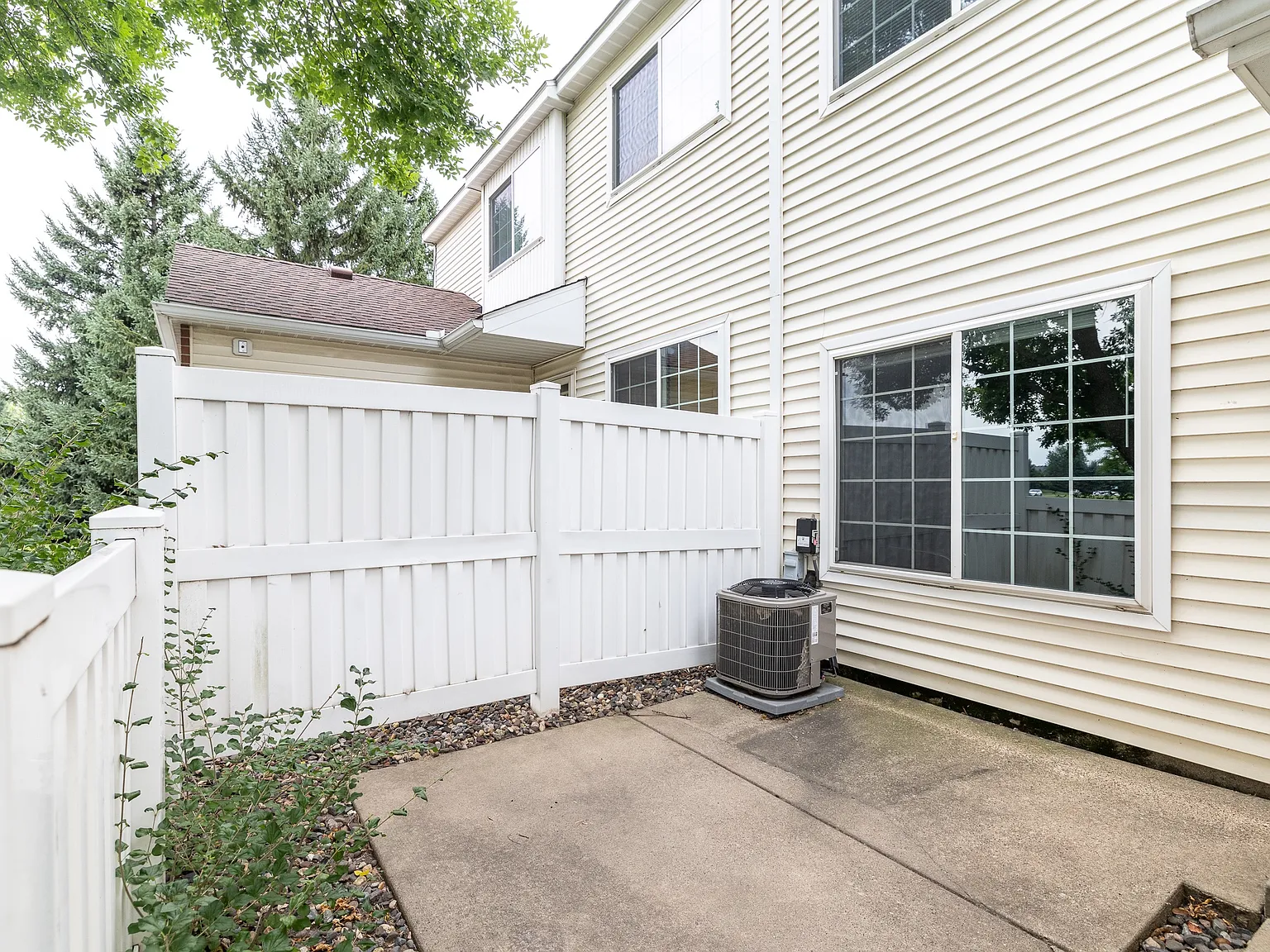 15729 Flackwood Trl — Photo 3